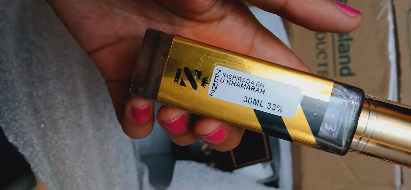 Customer photo review of Perfume Tendencia U KHAMRAH LATTAFA NUEVO SEPTIEMBRE 2024 zenz