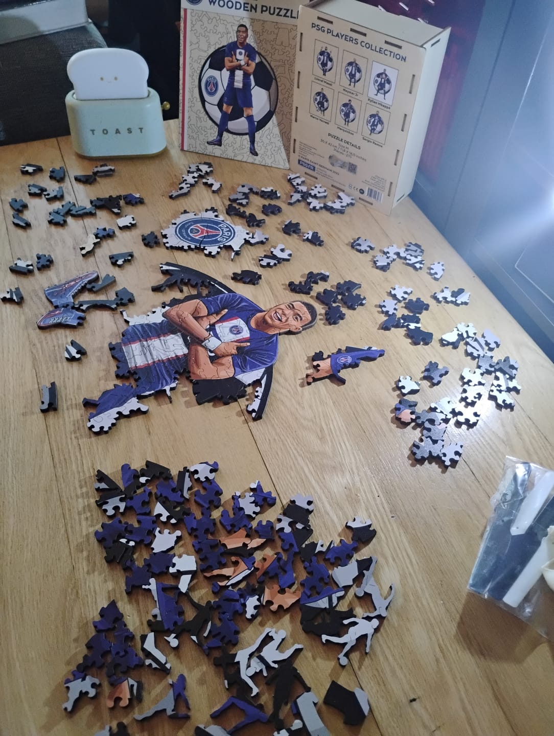Customer photo review of Kylian Mbappé - Wooden Puzzle