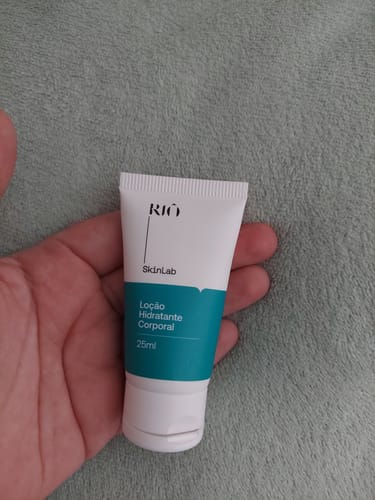 Customer photo review of Loção Hidratante Corporal - Travel Size