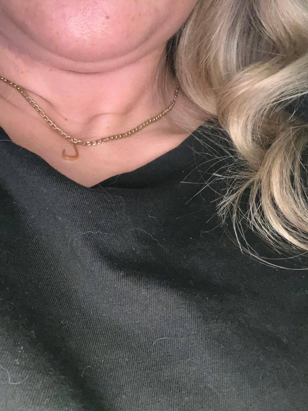 Customer photo review of Arabic Letter Halskette | 18K vergoldet