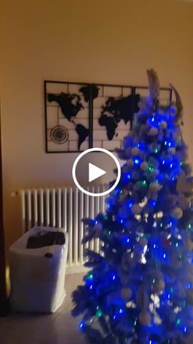 Customer video review of Décoration Murale en Métal - Triptyque Carte du Monde (M4)