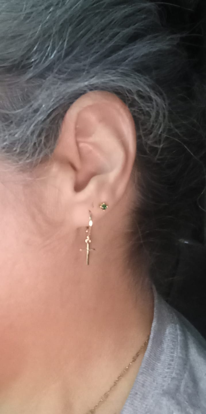 Customer photo review of Candongas Cruz en Oro laminado 18k Para Caballero