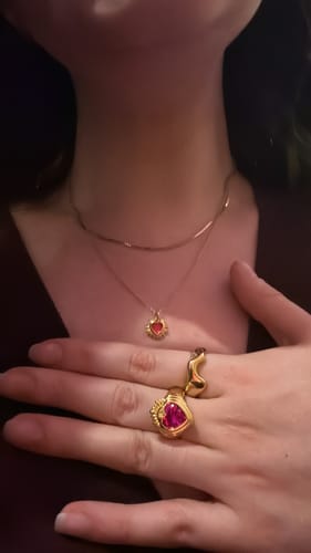 Customer photo review of Queen Of Hearts Gold