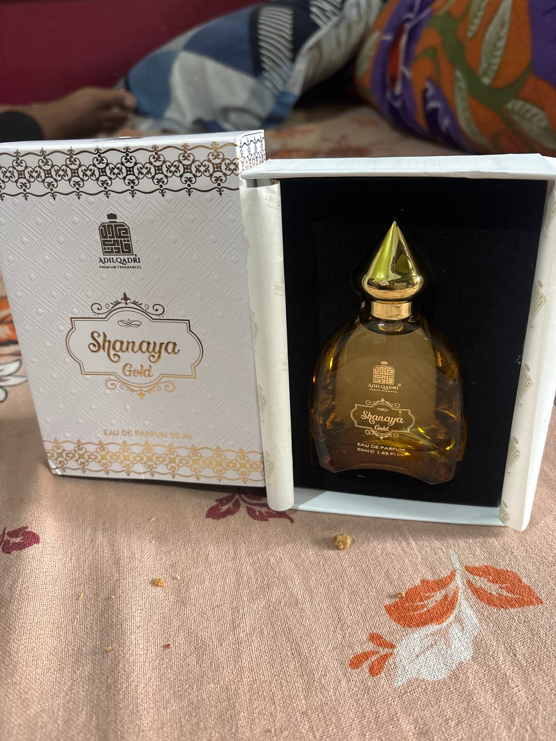 Customer photo review of Shanaya Gold Perfume Spray