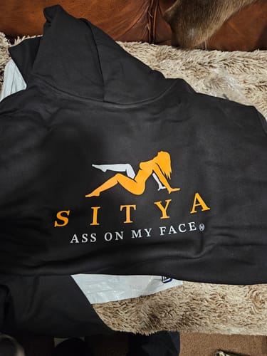 Customer photo review of MHC Sitya Hoodie
