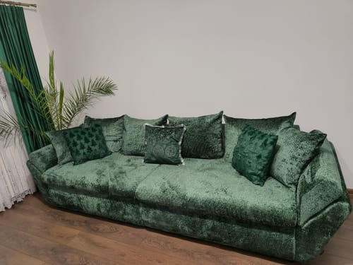 Customer photo review of Canapea extensibilă dumonde cu ladă de depozitare si sezut confortabil din spuma HR, Loana Euphoria Green 300x100 cm