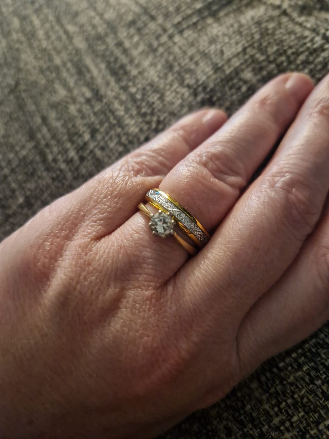 Customer photo review of The Golden Steel 4mm Wonder Ring