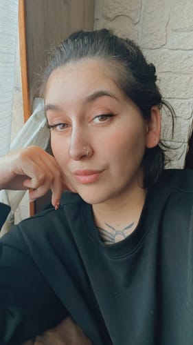 Customer photo review of Louise - petite pierre