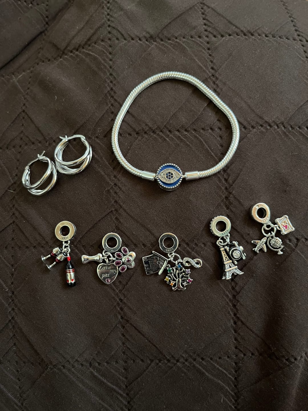Customer photo review of Charm Casa, Árbol y Infinito "Forever Family"