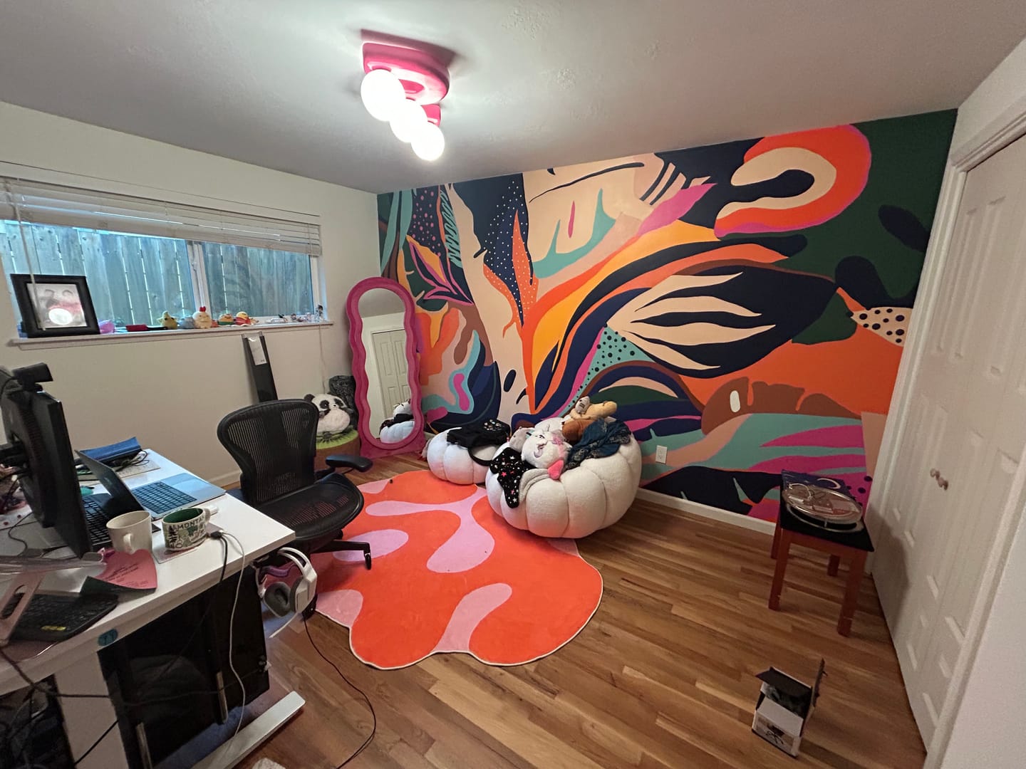 Customer photo review of Johann Banta Irregular Orange Moss Design Rug