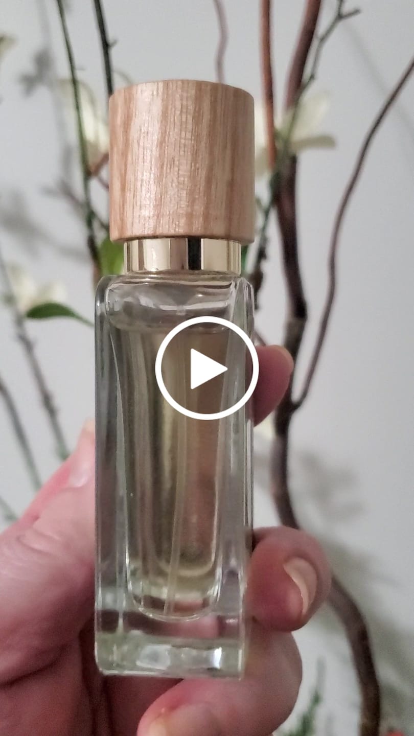 Customer video review of Spiced Vanilla Extrait 21