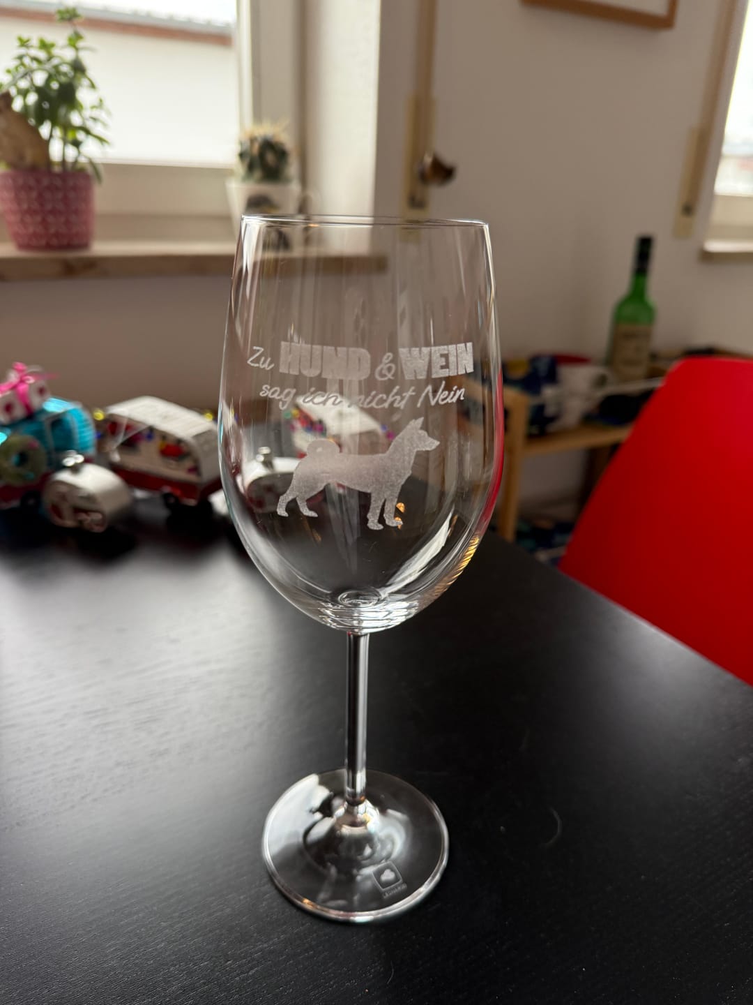 Customer photo review of Zu Hund und Wein sag ich nicht nein - Individuelles Weinglas