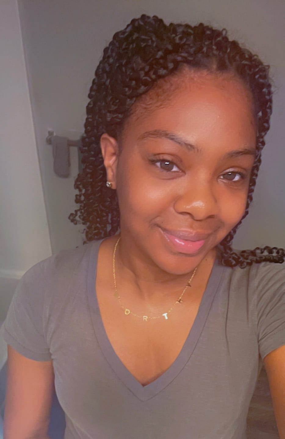 Customer photo review of WORTHY NECKLACE