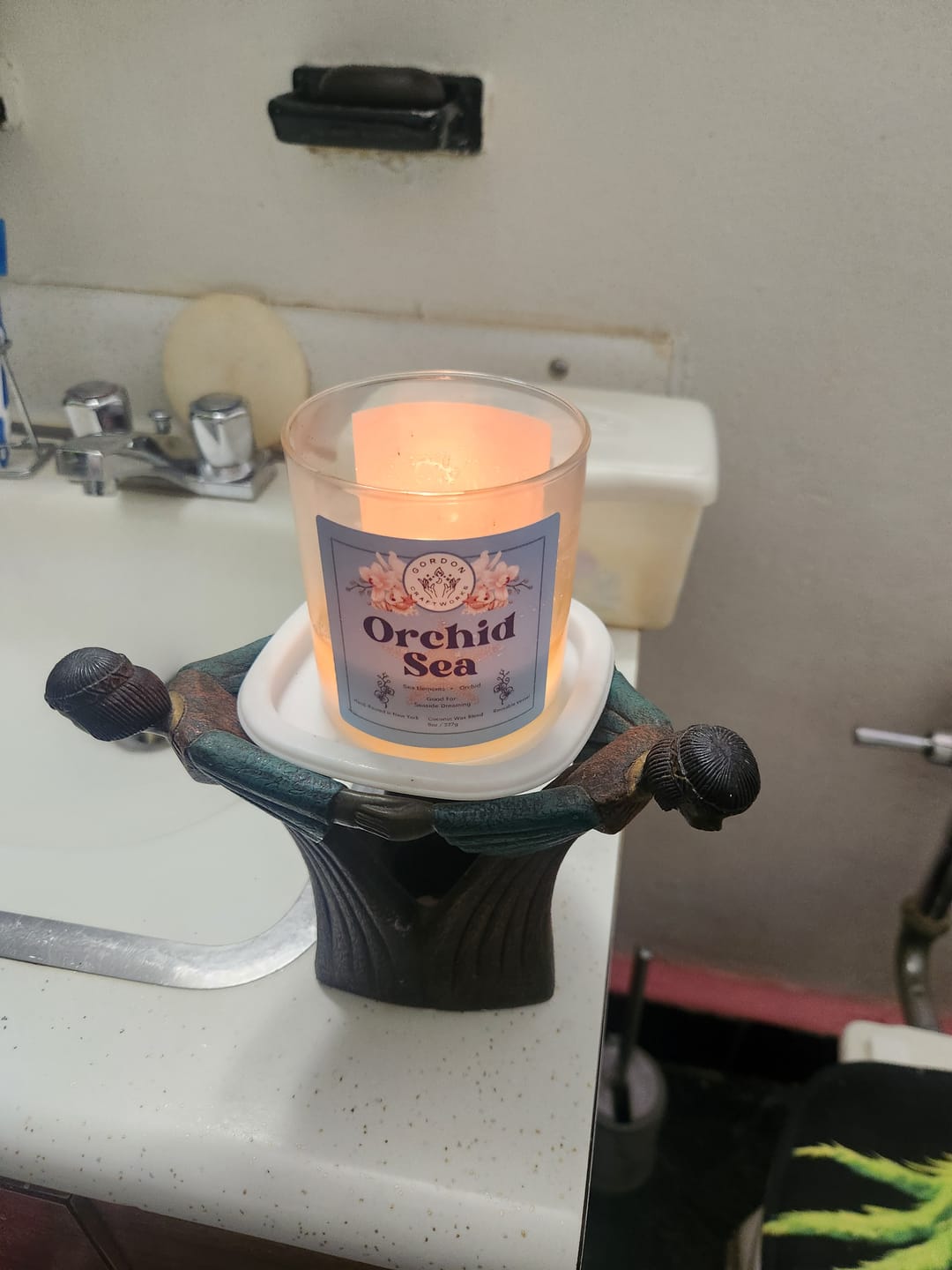 Customer photo review of Orchid Sea Deluxe Candle