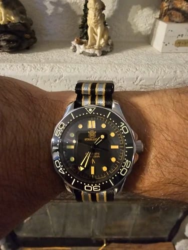 Customer photo review of Lucky Fours® N948