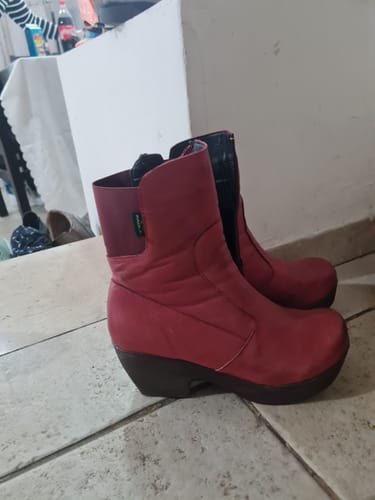 Customer photo review of מגפוני פלטפורמה לינוי - בורדו