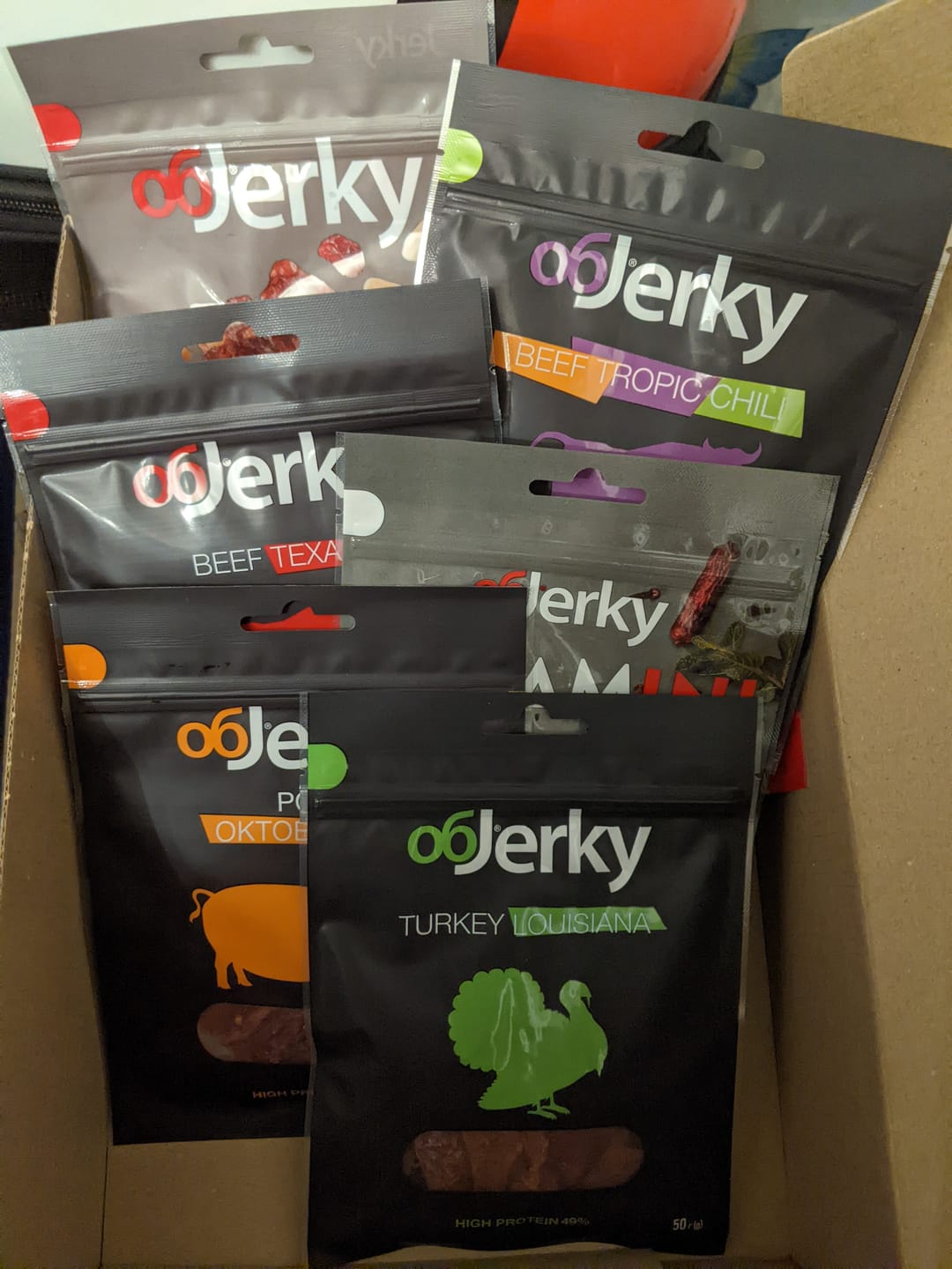 Customer photo review of ObJerky Міді Бокс