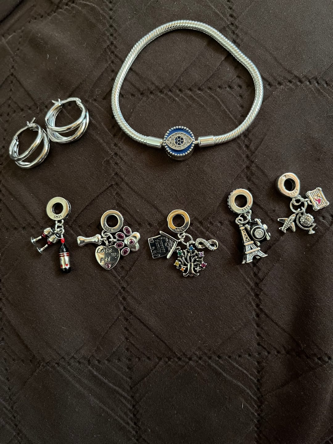 Customer photo review of Aretes Nudos de Elegancia