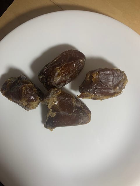 Customer photo review of Organic Jumbo Medjool Dates Box