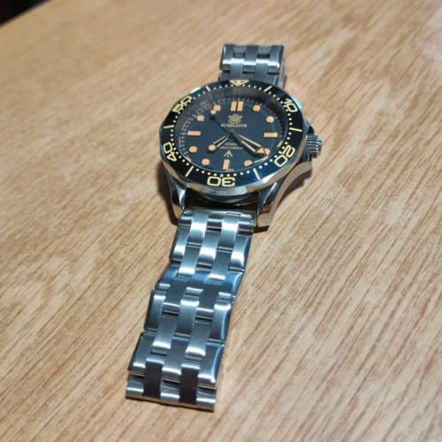 Customer photo review of Lucky Fours® N948