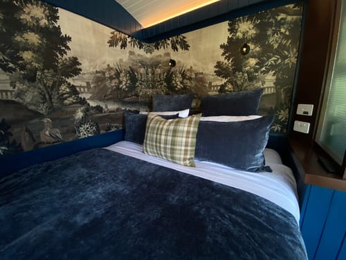 Customer photo review of Gobelin Galler - Custom Sized Wallpaper Mural (per m2)