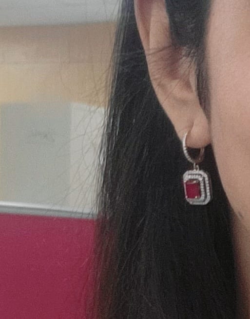 Customer photo review of Website Auction - Exclusive Jewelry Deals