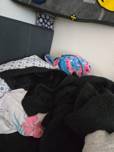 Coperta grigia morbida