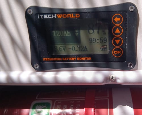 Customer photo review of iTECHBM500 (NEW 2024 Model) - 500Amp Battery Monitor with Shunt
