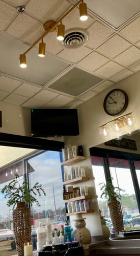 Customer photo review of 3-light Globe Vanity Wall Light