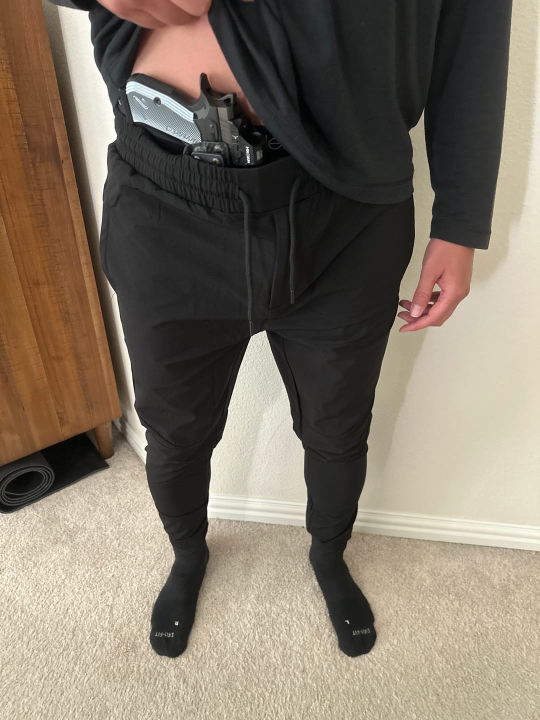 Customer photo review of Carrier Traveler Joggers - Midnight Black