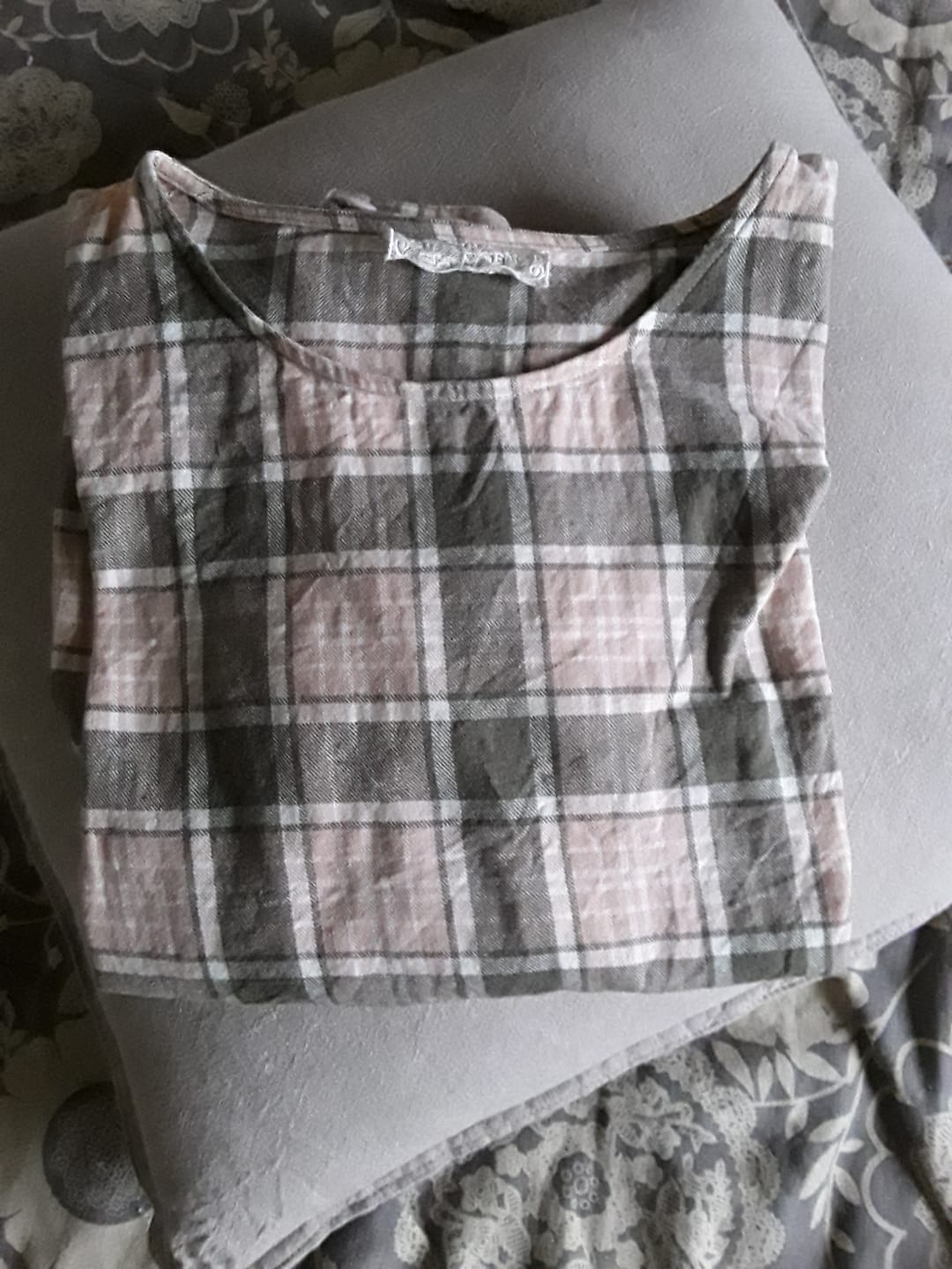 Customer photo review of Blouse Amarante - Tartan kaki/rose