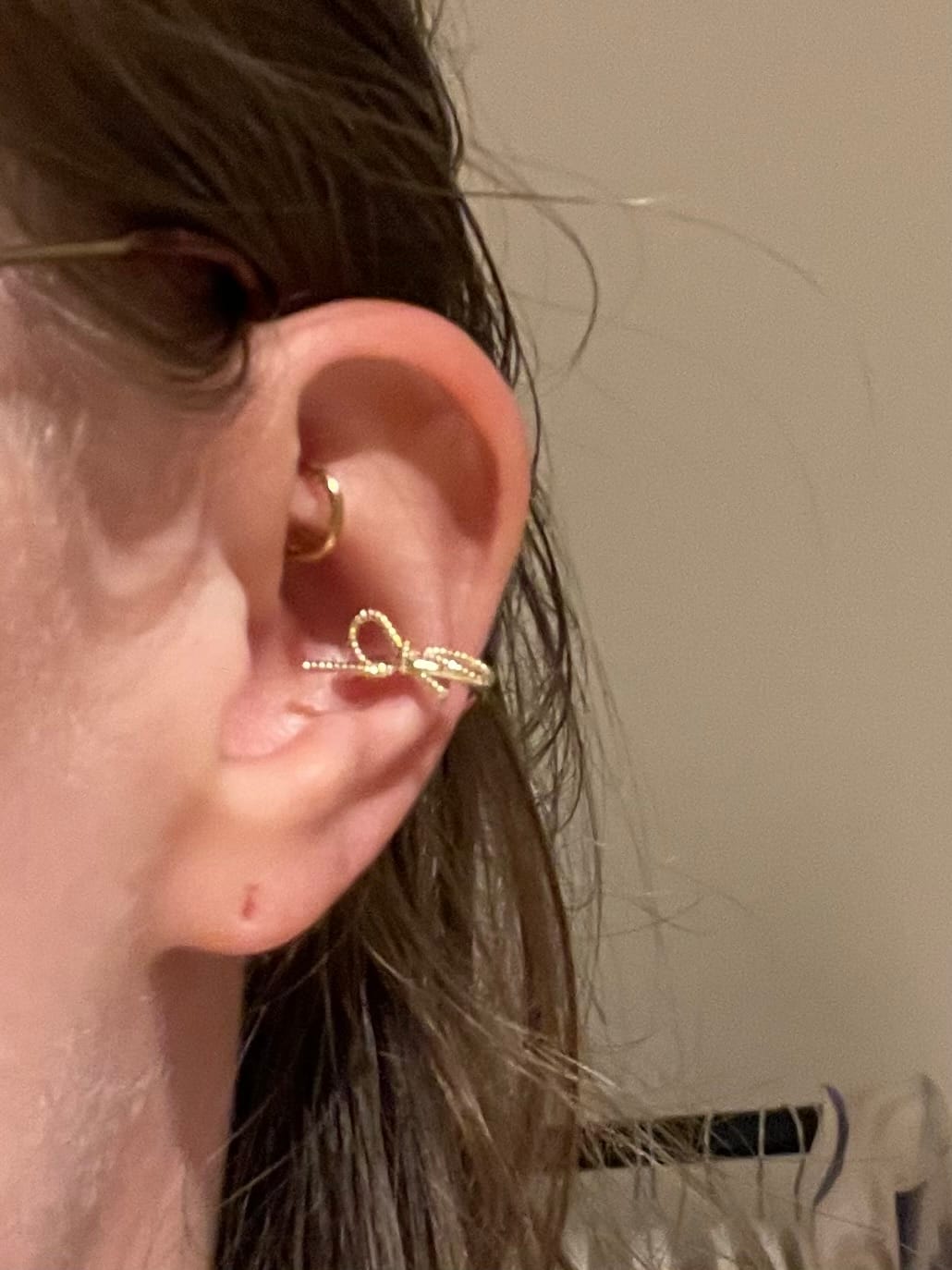 Customer photo review of Juliette - Bow Ear Cuff
