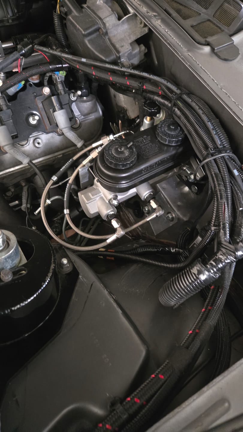 Customer photo review of Motion Raceworks 1982-92 3rd Gen Camaro / Firebird Billet Aluminum Manual Master Cylinder Conversion Kit 20-10014-2