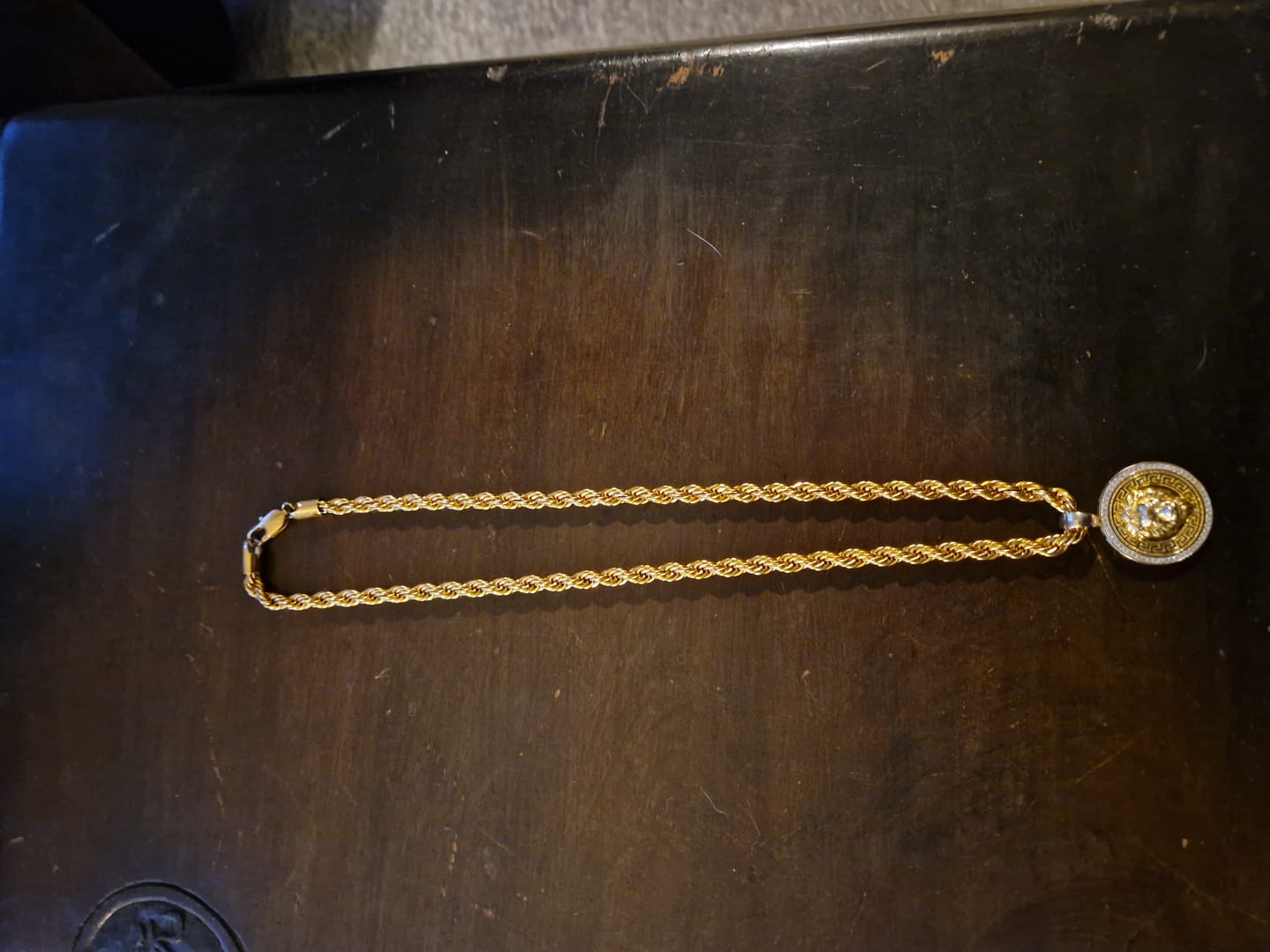 Customer photo review of CLEAN ROPE CHAIN. - 6MM 18K GOLD