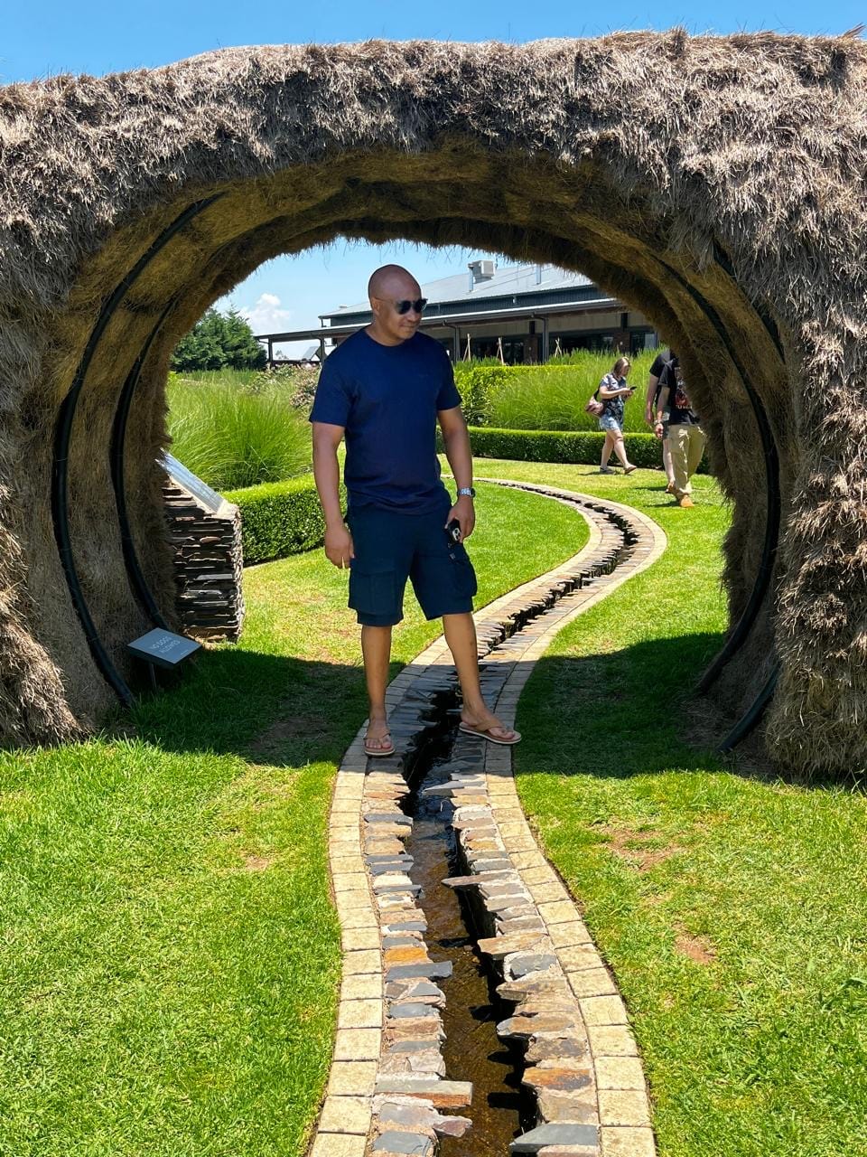 Customer photo review of Dymaxa Zip Cargo Shorts Navy