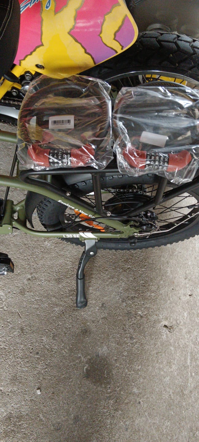 Customer photo review of Vakole Bike Lock Steel Five-digit Code Anti-theft 1.72CM Bold Cable Password Lock