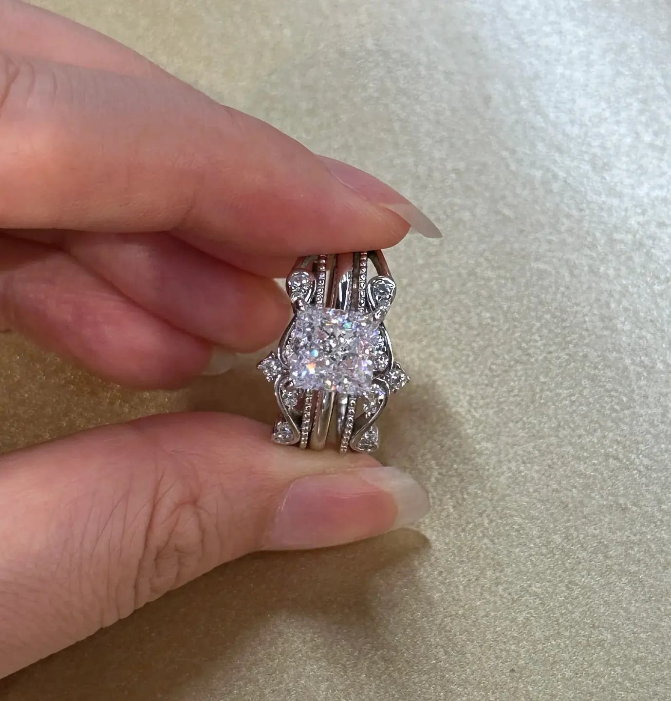 Customer photo review of Solarii Noble Crown Design Princess Cut Insert Wedding Ring Set