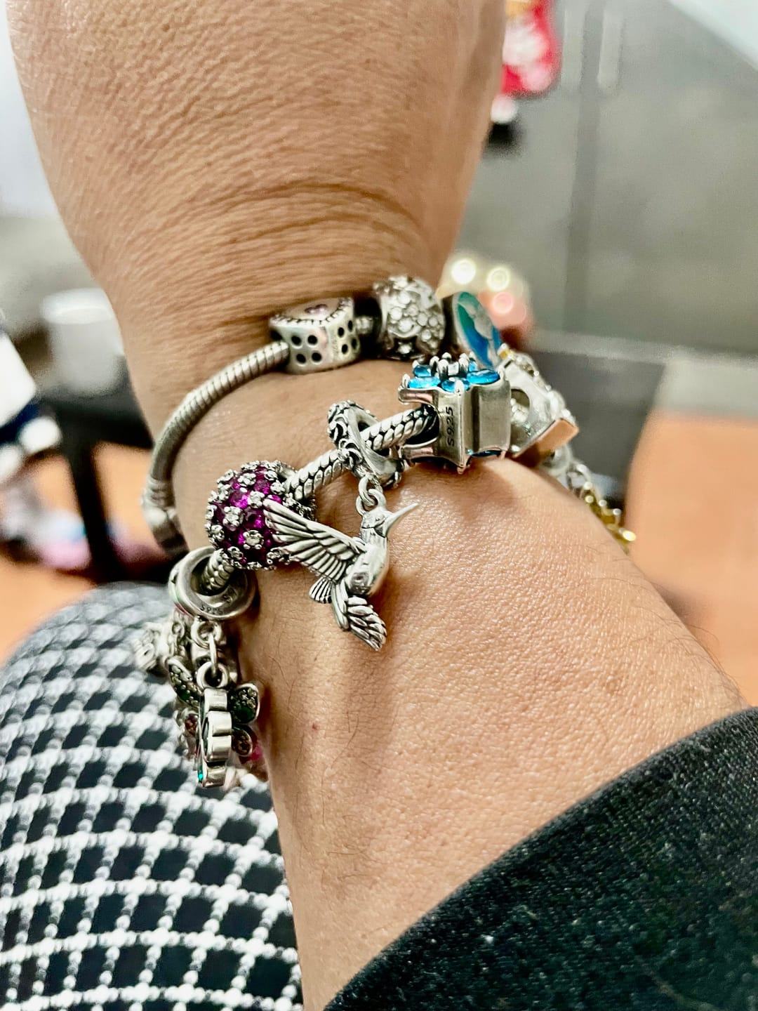 Customer photo review of Charm Colibri Mistico