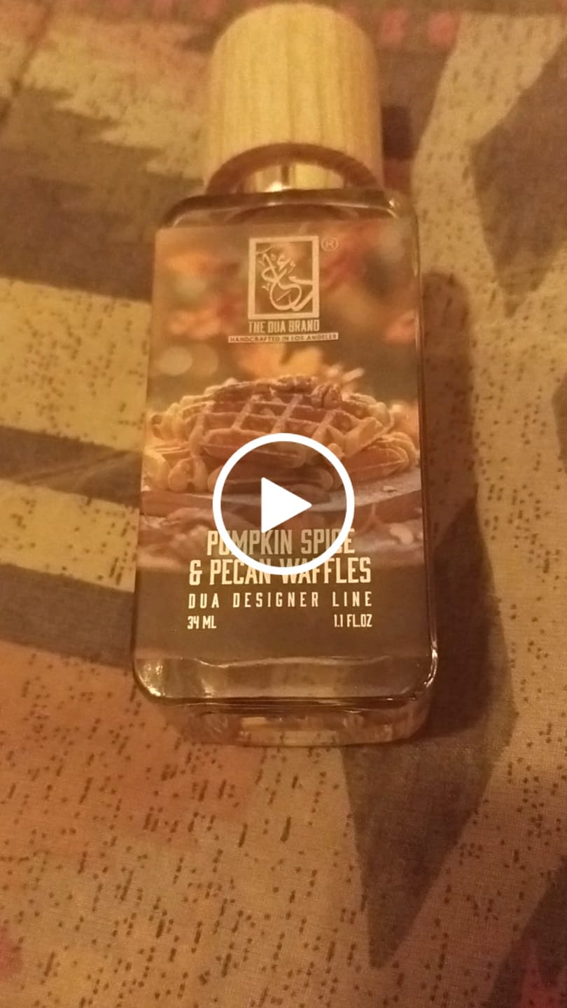Customer video review of Pumpkin Spice & Pecan Waffles
