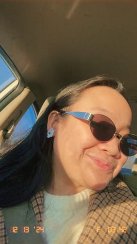 Customer photo review of Chuchi Earrings in Mother of Pearl