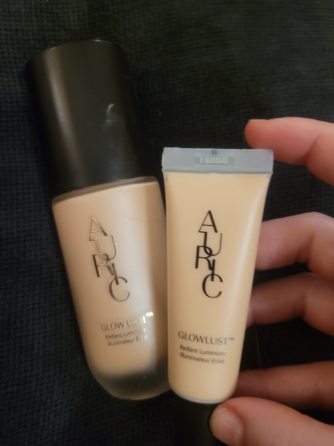 Customer photo review of Travel Size Glow Lust™ Radiant Luminizer