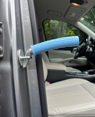 Customer photo review of SafeGrip Car Assist Handle + Bonuses