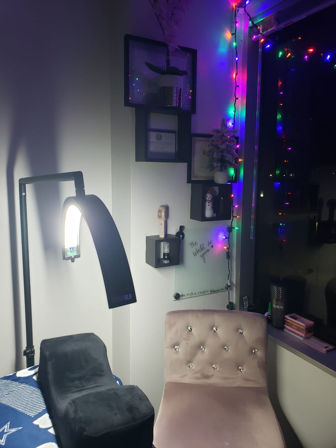 Customer photo review of CosmoGlo Original Light Bundle + Phone Clip