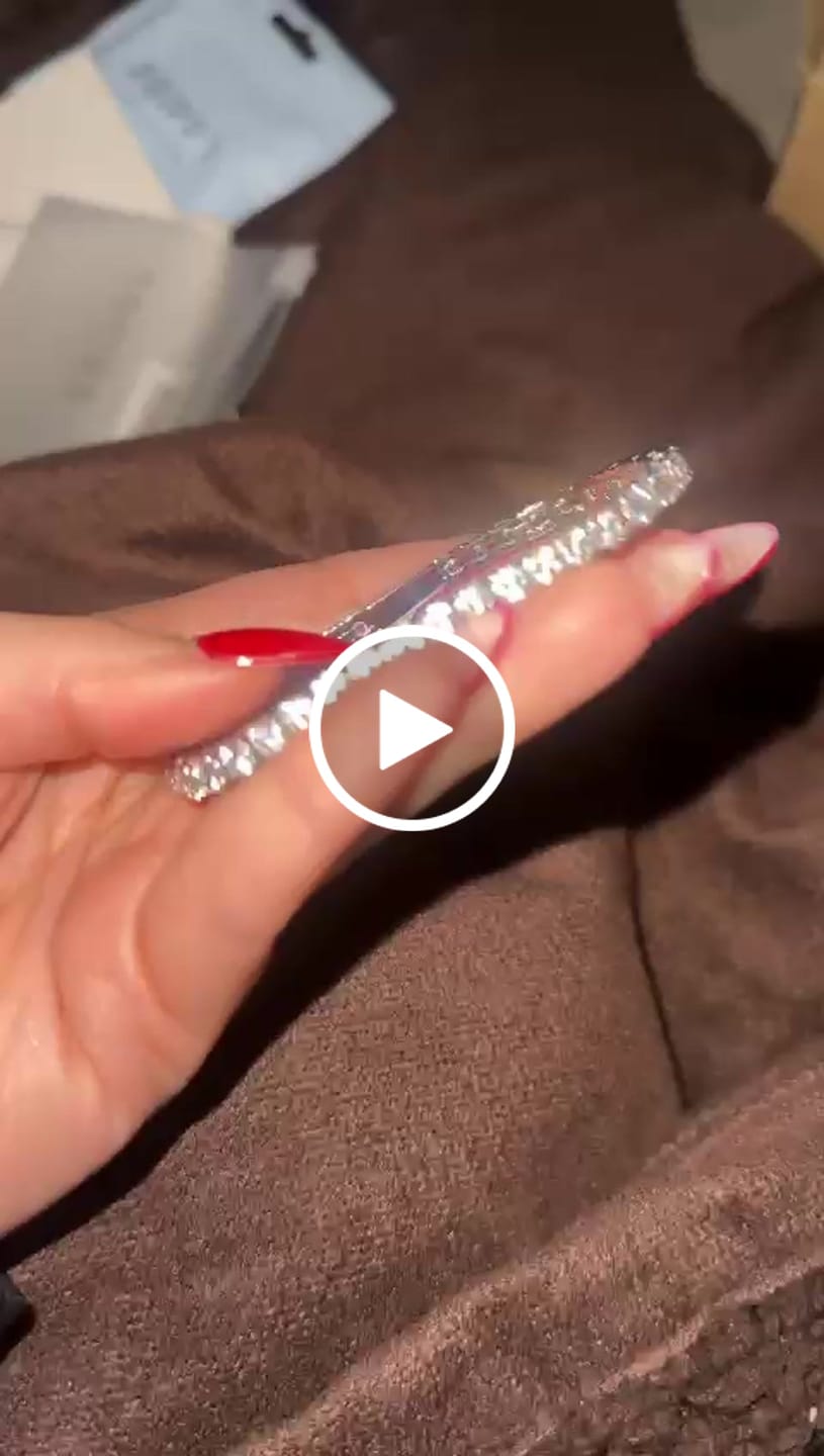 Customer video review of TENNISBOY BRACELET. - 4MM WHITE GOLD