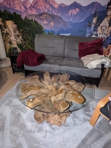 Customer photo review of Handgearbeiteter Couchtisch IKAL aus Wurzelholz inkl. Glasscheibe Ø 80 cm