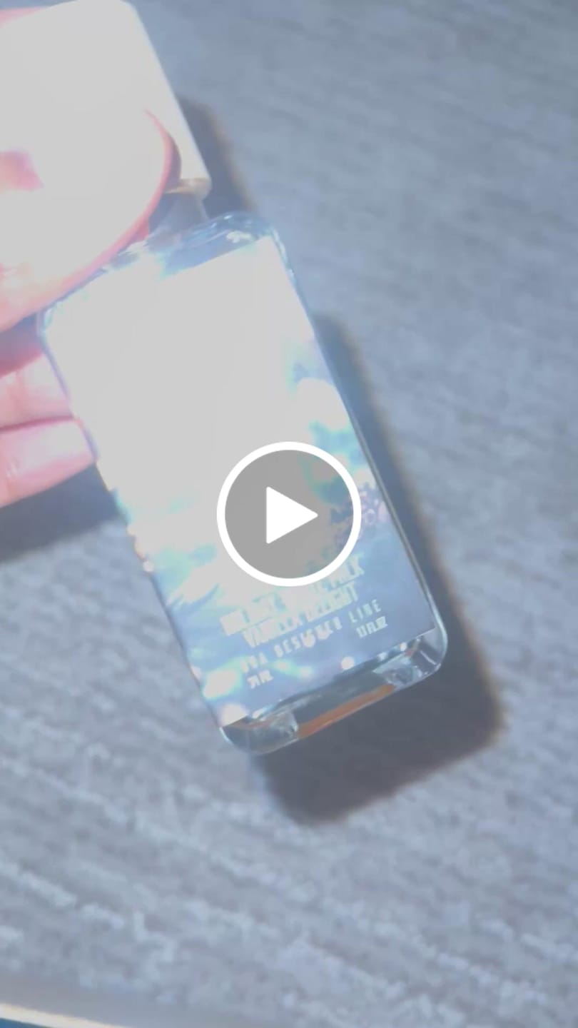 Customer video review of Holiday White Milk Vanilla Delight