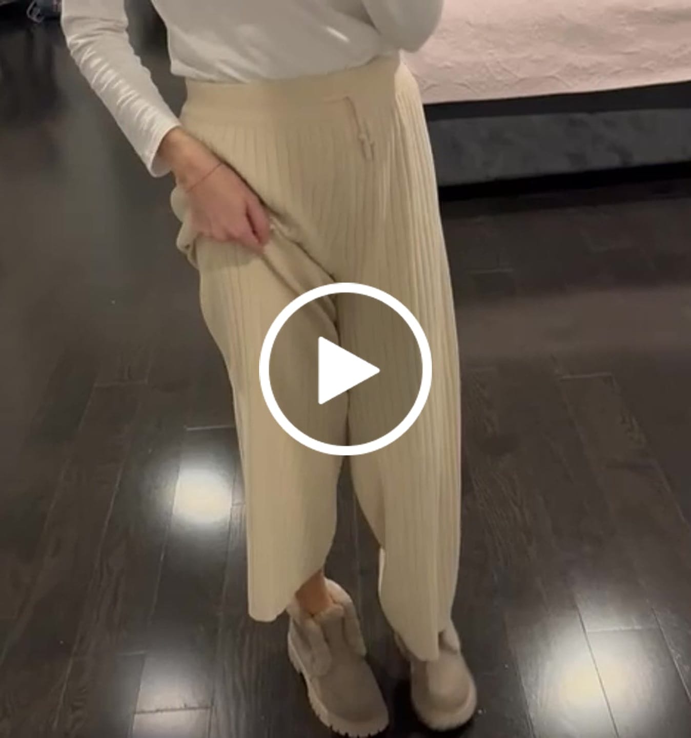 Customer video review of Vail Beige