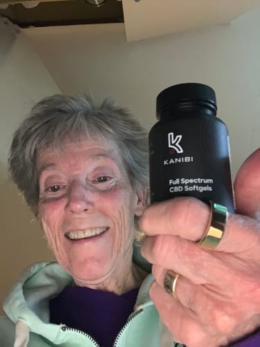 Customer photo review of CBD Full Spectrum Softgels
