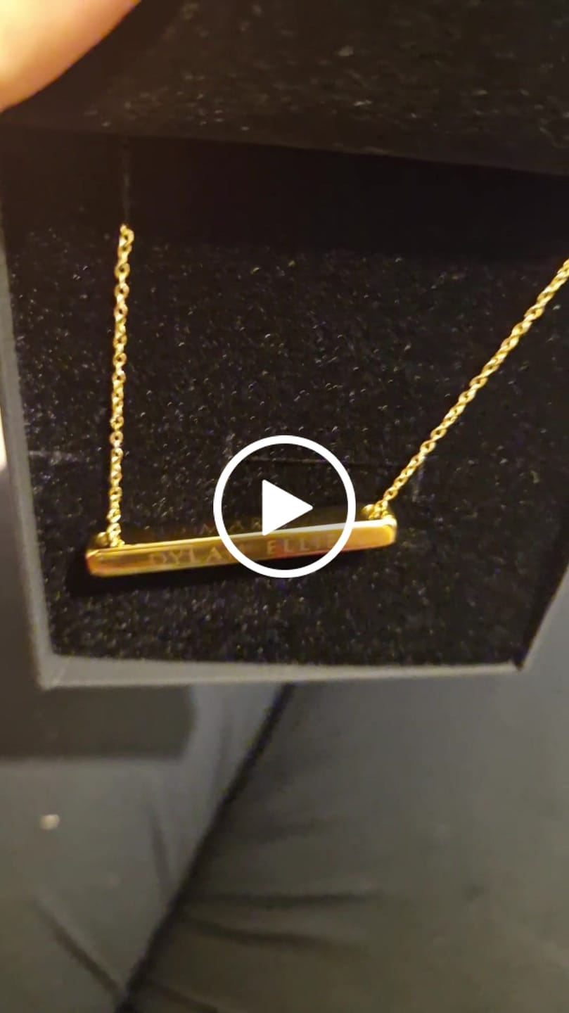 Customer video review of 4cm Letter Bar Necklace in Gold Horizontal