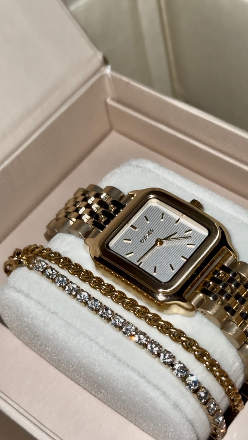 Customer photo review of Jade Gold Bracelet